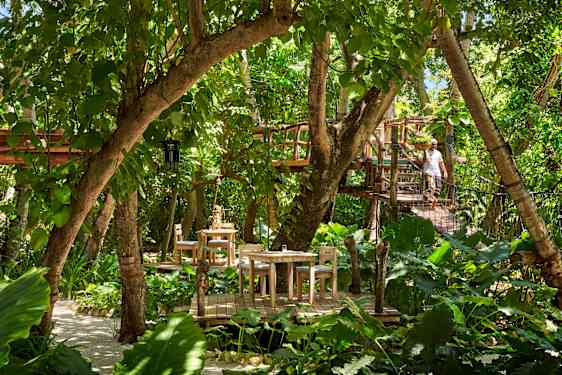 Villa Park Sun Island