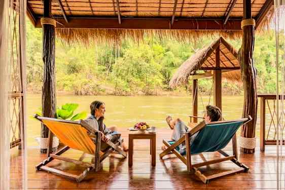 Altan på Floathouse River kwai