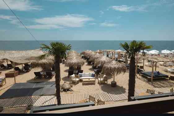 Tortuga Beach Club
