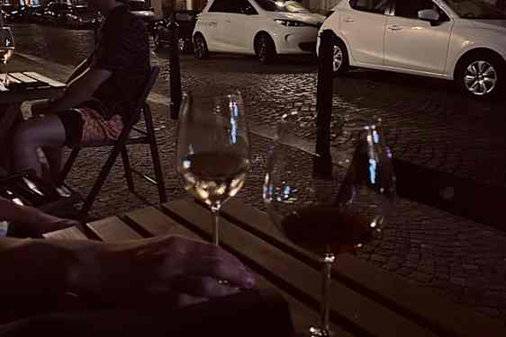 Tjeckiskt vin på Vinotéka&Bar