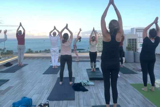 Yoga på taket