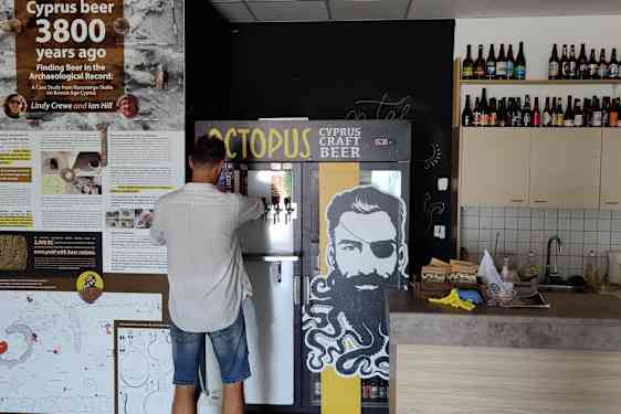 Ölprovning på bryggeri