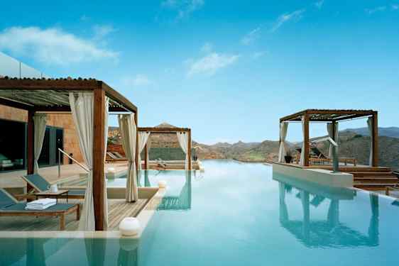 Golfa på Salobre Hotel Resort & Serenity