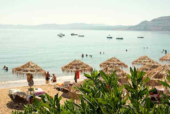 Pefkos-stranden på Rhodos