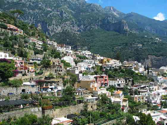 Amalfi Drive