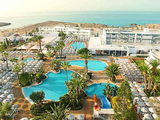 Sunwing Sandy Bay Beach