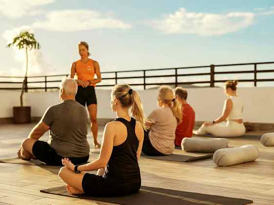 Ocean View Teneriffa yoga på taket 