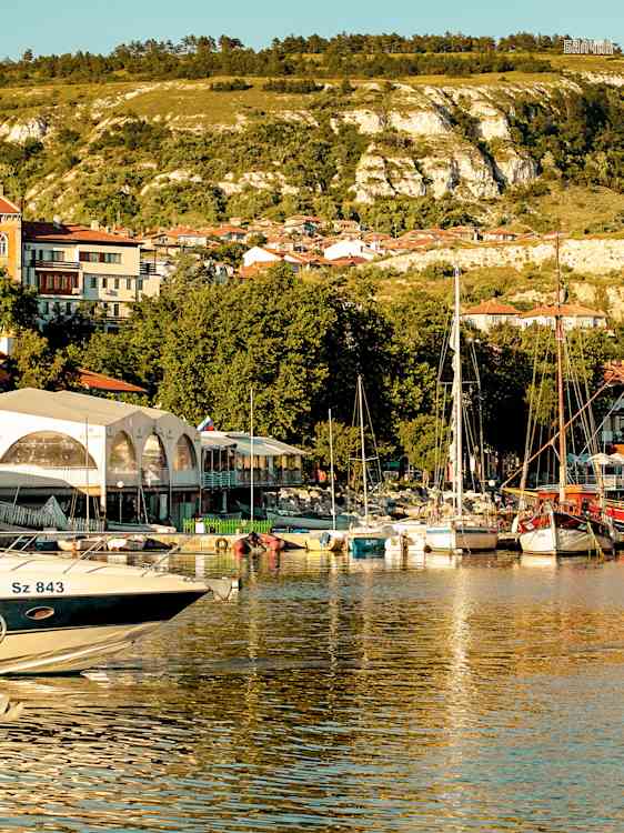 Hamnen i Balchik