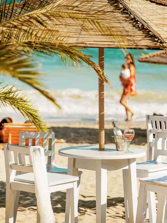 Restaurang på strand Balchik