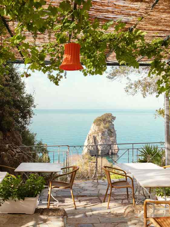Restaurang med utsikt i Parga