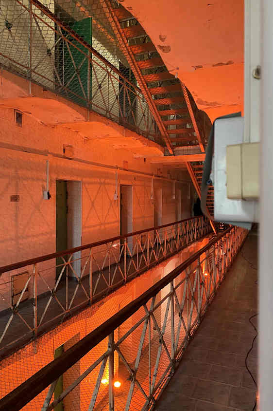 Boka en guidad tur och besök det kusliga fängelset Lukiškės Prison 2.0