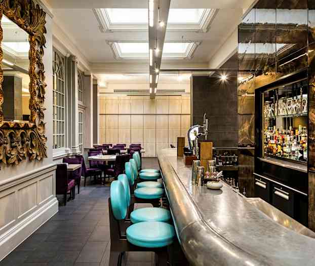 À la carte-restaurang