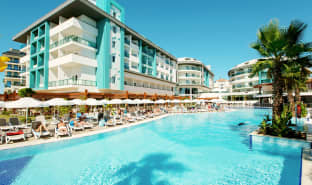 Seashell Resort & Spa