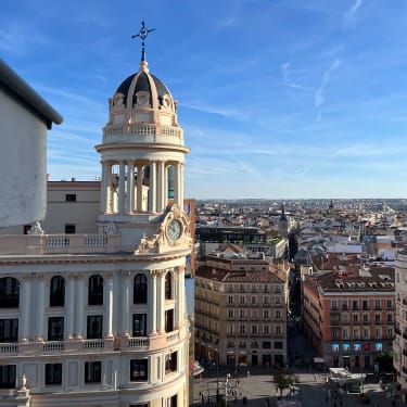 Utsikt fra rooftop i Madrid