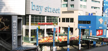 Bay Street Shopping Complex