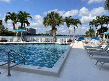 Miami day resort.