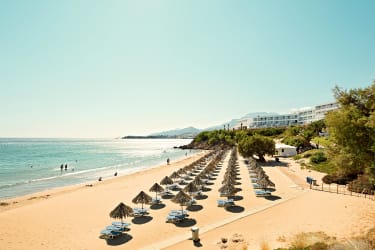 Stranden vid Ocean Beach Club på Kreta
