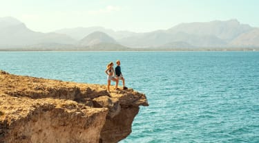 Par vandrar på Mallorca