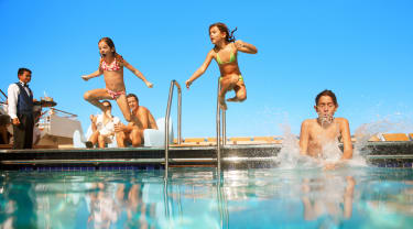 Barnpool och barnklubbar på Costa Cruises
