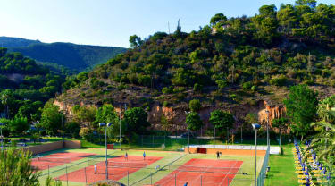 Tennisbaner på Arenas Resort Giverola