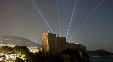 Ljusspel över Gamla stan i Dubrovnik