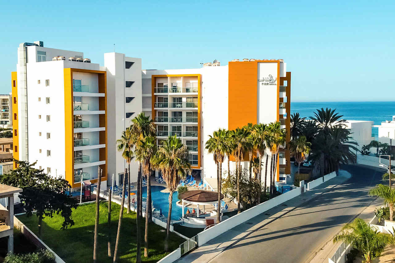 Bilder från hotellet Captain Pier Hotel - nummer 1 av 23