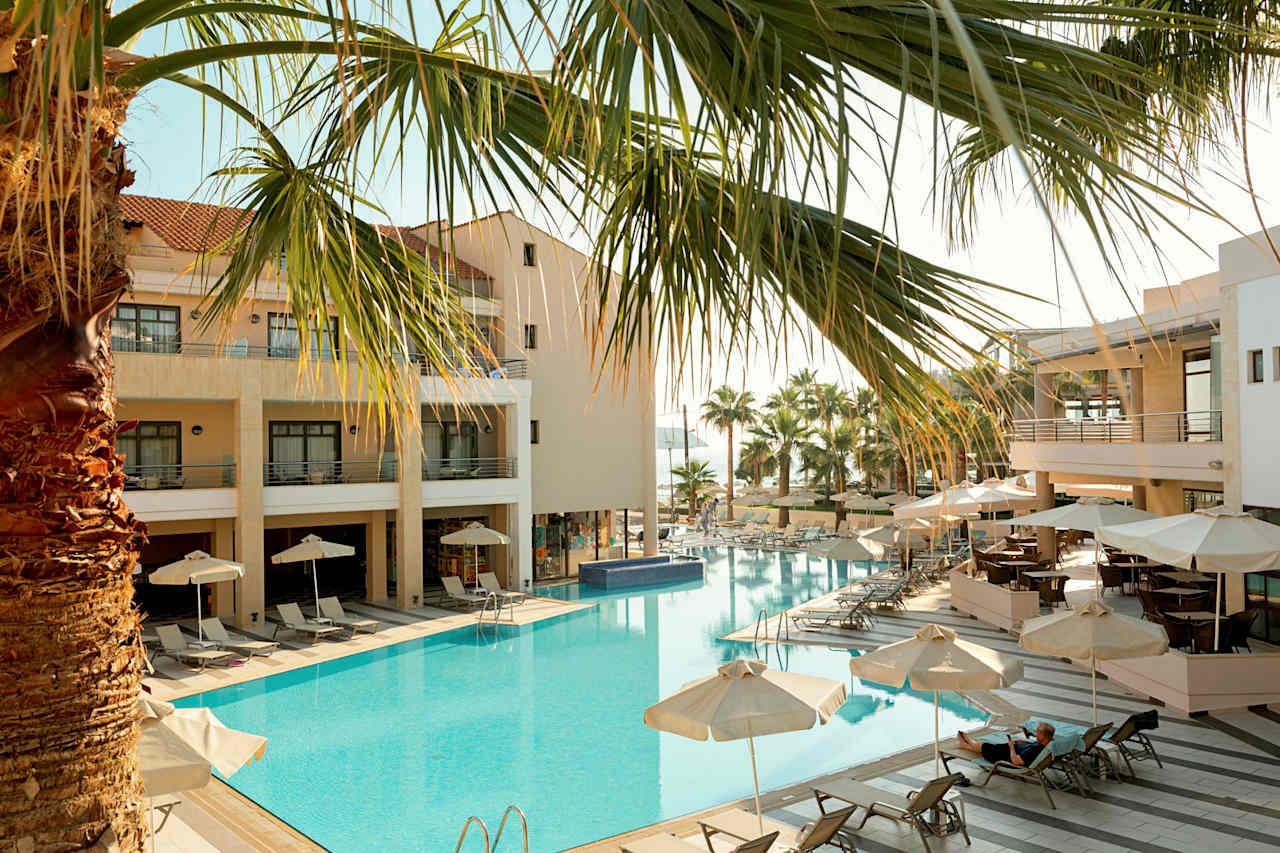 Bilder från hotellet Porto Platanias Beach & Spa - nummer 1 av 56