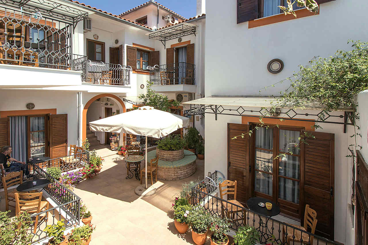 Bilder från hotellet Marouso - nummer 1 av 9