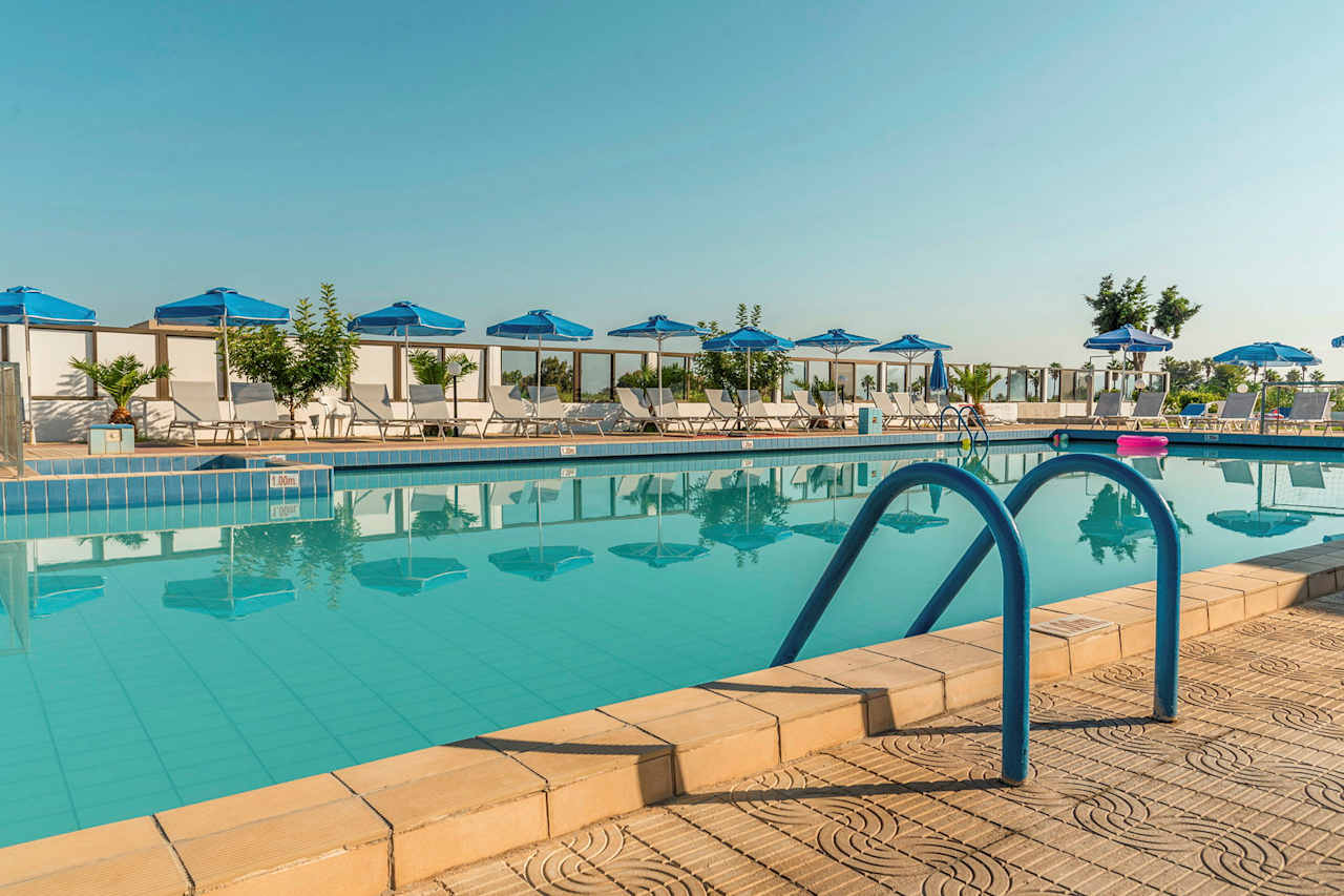 Bilder från hotellet Tropical Sol - nummer 1 av 28