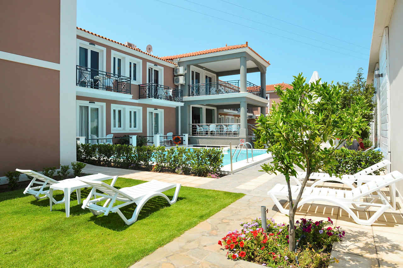 Bilder från hotellet Sun & Sea Hotel - nummer 1 av 17