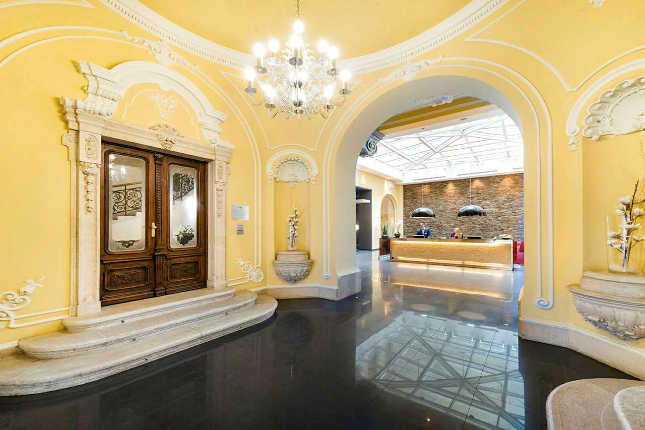 Bilder från hotellet Eurostars Palazzo Zichy - nummer 1 av 25