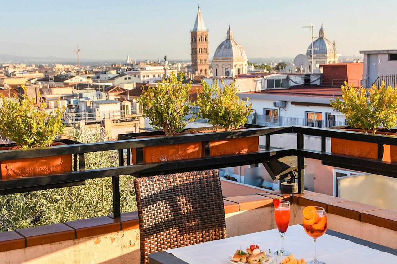 Bilder från hotellet Hotel Diana Roof Garden - nummer 1 av 12