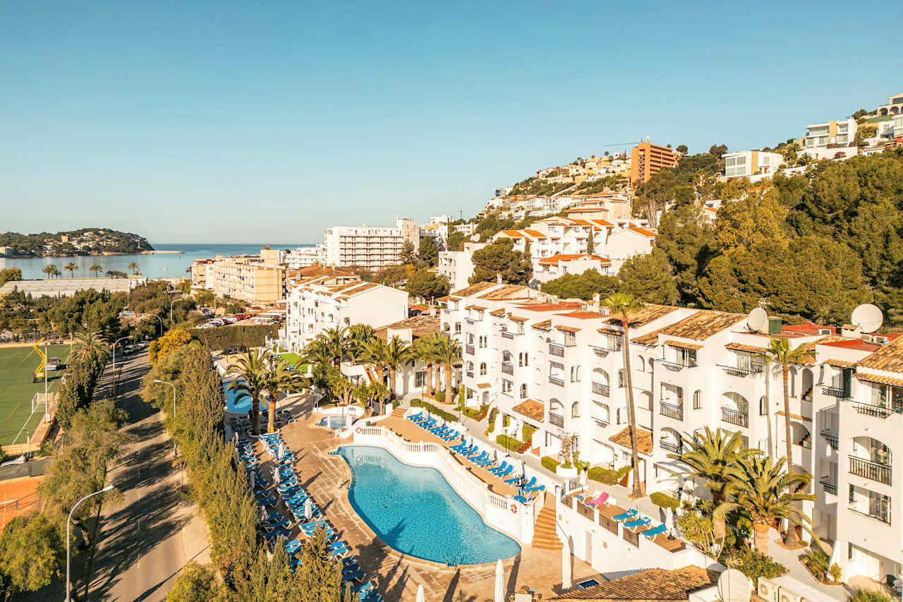 Bilder från hotellet Holiday Center - nummer 1 av 30