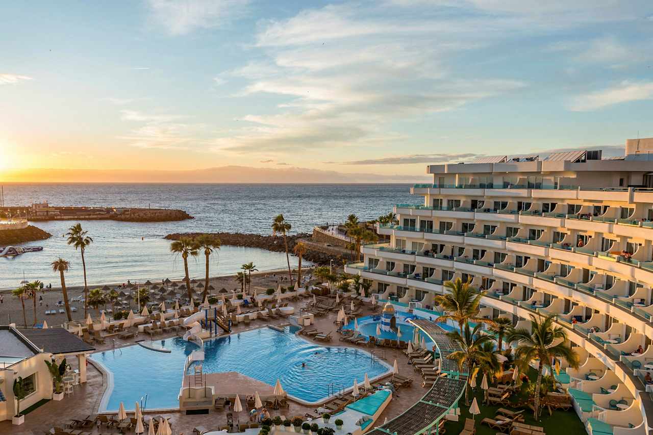 Bilder från hotellet HOVIMA La Pinta Beachfront Family Hotel - nummer 1 av 47