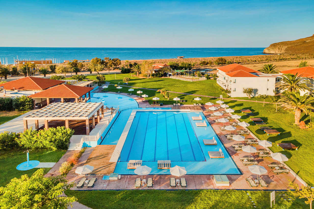 Bilder från hotellet Aeolian Village - nummer 1 av 40