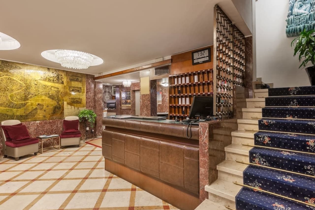 Bilder från hotellet Hotel Montecarlo - nummer 1 av 55