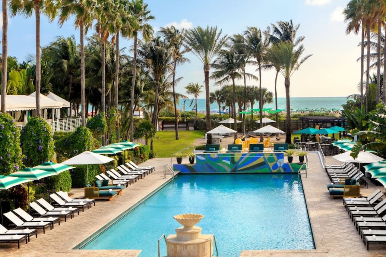Bilder från hotellet Kimpton Surfcomber Hotel, an IHG Hotel - nummer 1 av 105