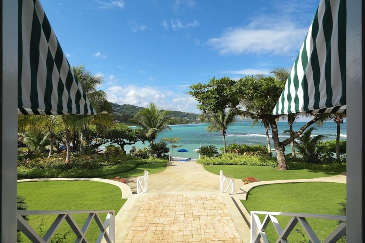 Bilder från hotellet Round Hill Hotel And Villas - nummer 1 av 156