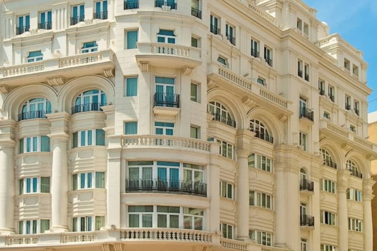 Bilder från hotellet Melia Plaza Valencia - nummer 1 av 86