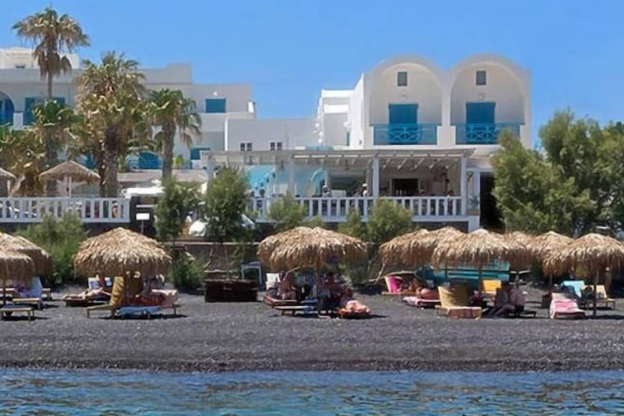 Bilder från hotellet Kamari Beach Hotel - nummer 1 av 41