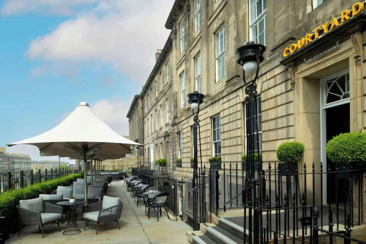 Bilder från hotellet Courtyard by Marriott Edinburgh - nummer 1 av 61