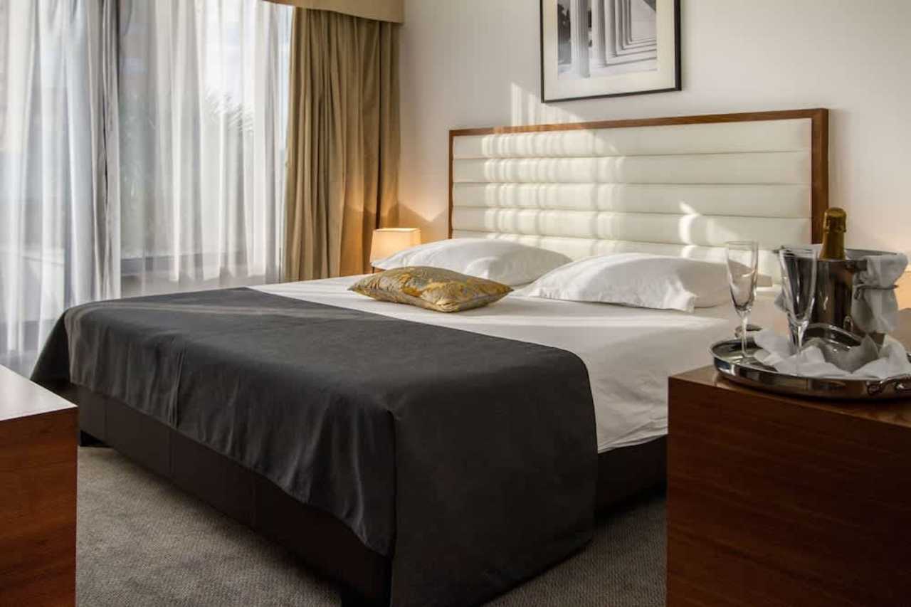 Bilder från hotellet Atrium Hotel - nummer 1 av 70