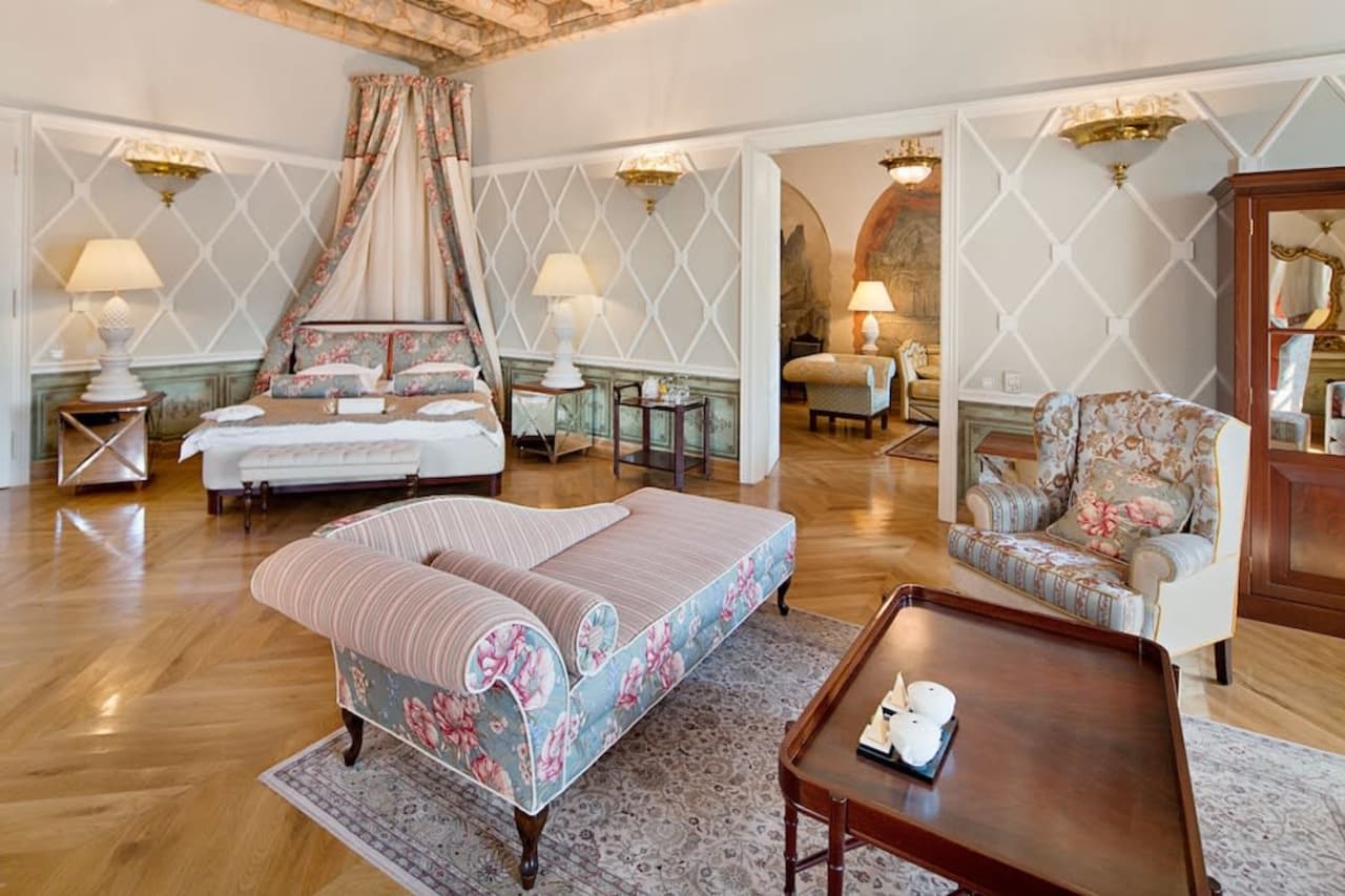 Bilder från hotellet The Bonerowski Palace Boutique Hotel - nummer 1 av 77