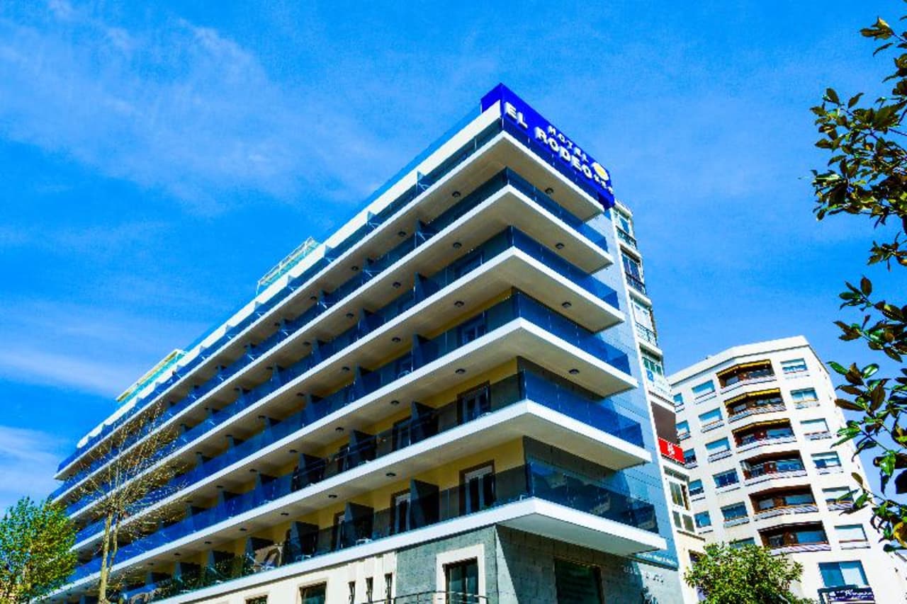 Bilder från hotellet Monarque El Rodeo - nummer 1 av 33