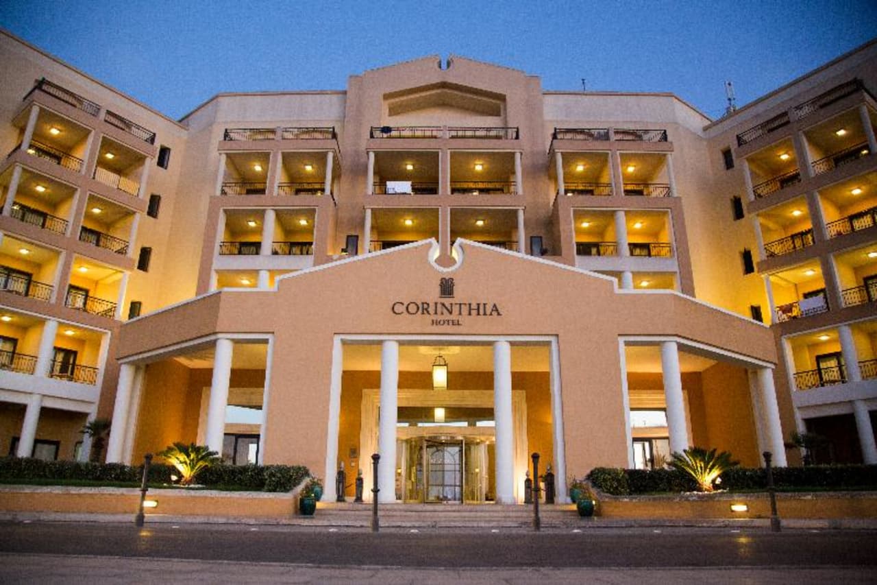 Bilder från hotellet Corinthia Hotel St Georges Bay - nummer 1 av 81