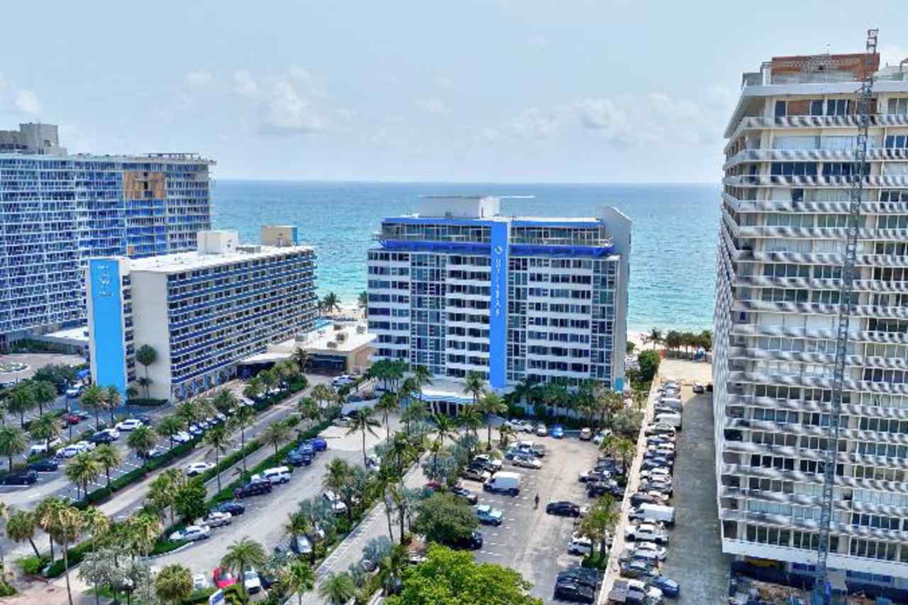 Bilder från hotellet Ocean Manor Beach Resort - nummer 1 av 70