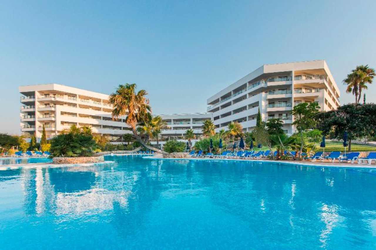 Bilder från hotellet Alfagar Aparthotel - nummer 1 av 133