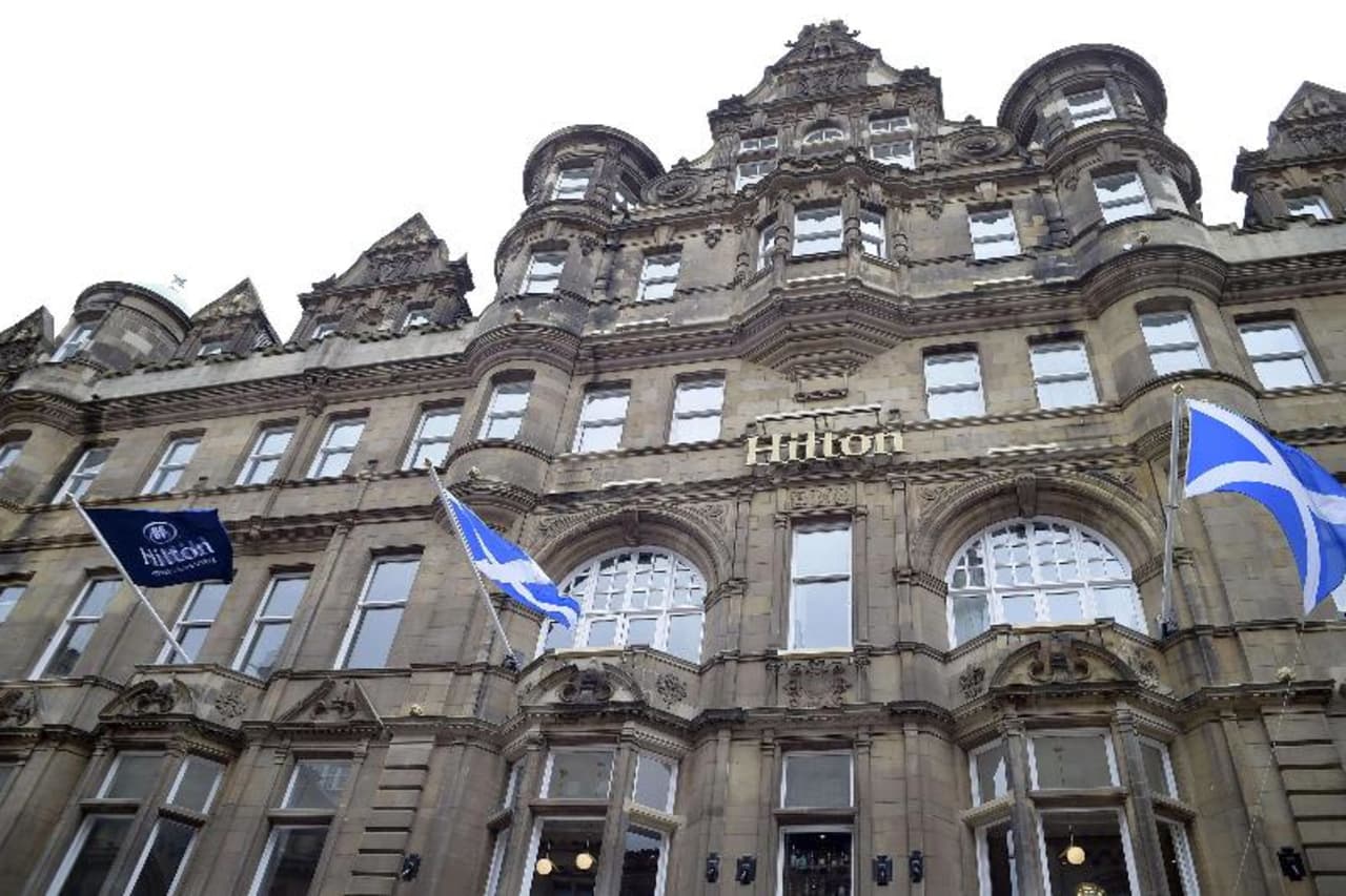 Bilder från hotellet Hilton Edinburgh Carlton - nummer 1 av 93
