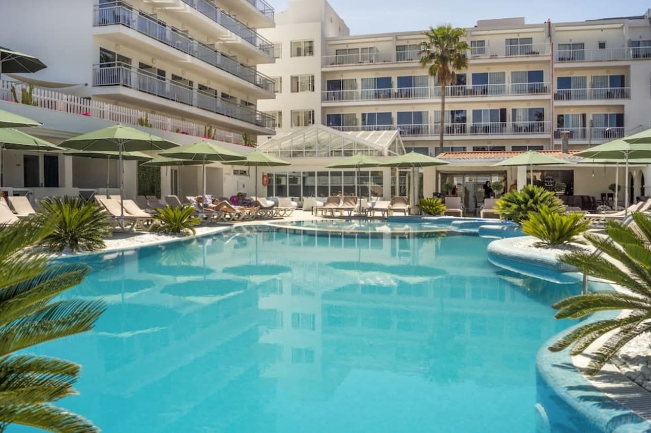 Bilder från hotellet Catalonia del Mar - nummer 1 av 90