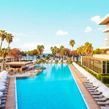 Acanthus & Cennet Barut Collection